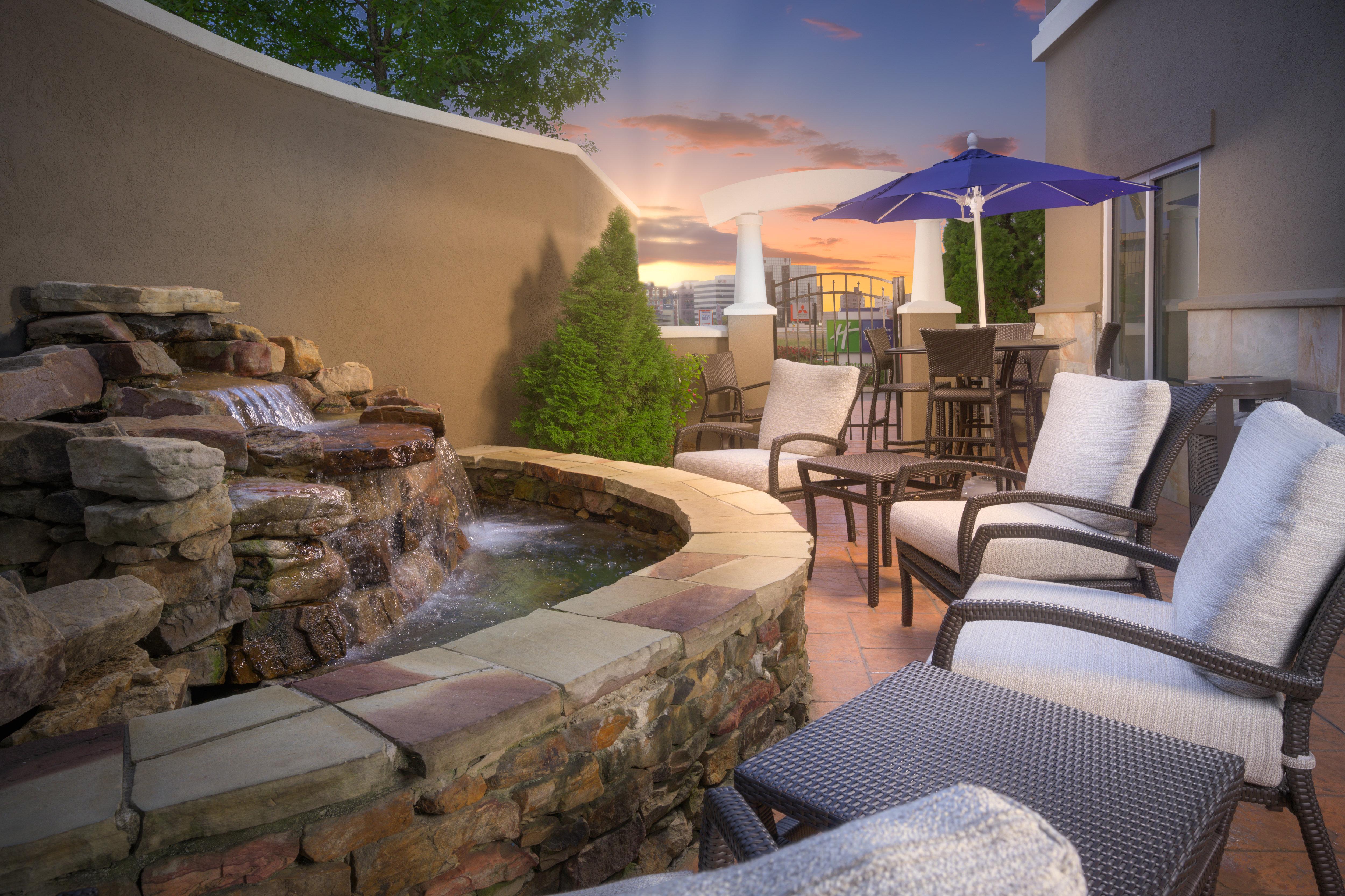Holiday Inn Express Hotel & Suites Chattanooga Downtown By Ihg Exteriör bild