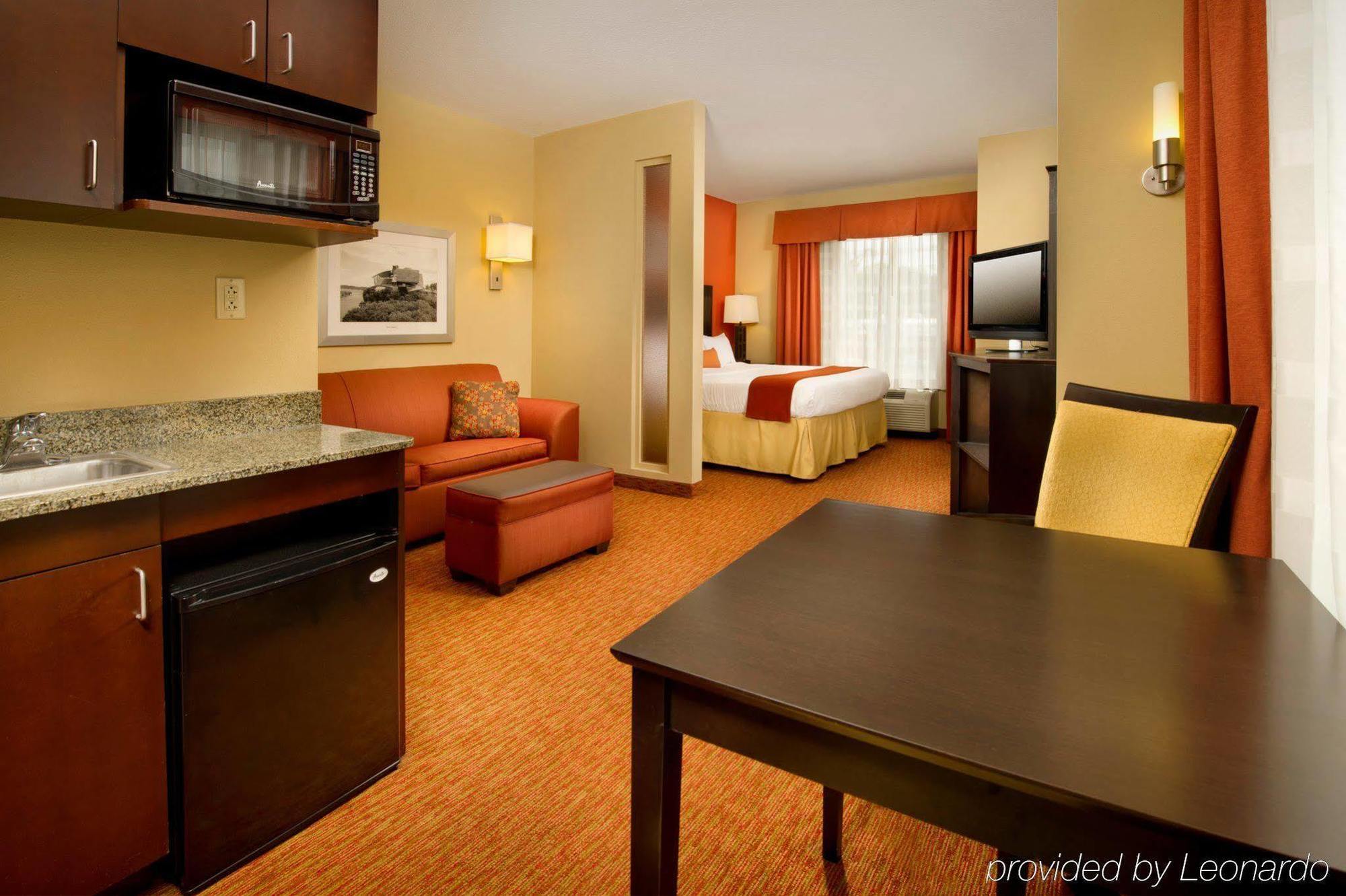 Holiday Inn Express Hotel & Suites Chattanooga Downtown By Ihg Rum bild